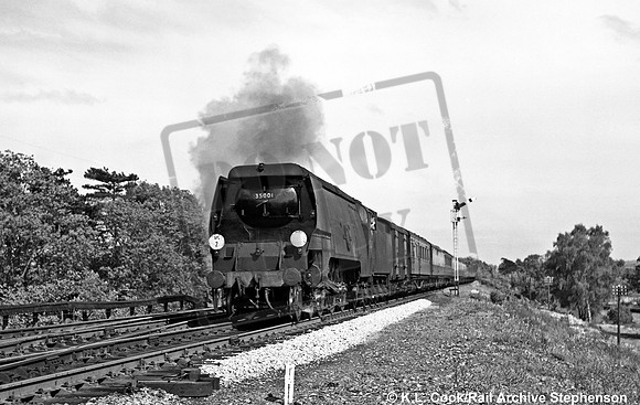 35001 1958-05-31 Hildenborough