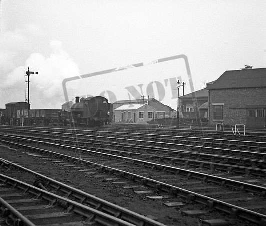 1365 1956-11-18 Swindon