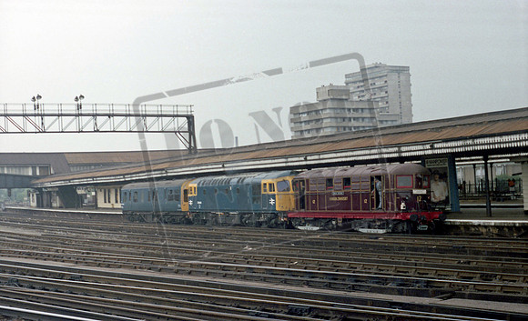 33064 & Sarah Siddons 1983 Clapham Junction