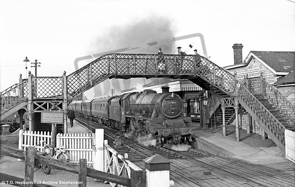 45642 1963-04-30 Seaton