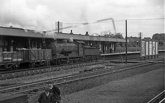 32544 1953 Cheam