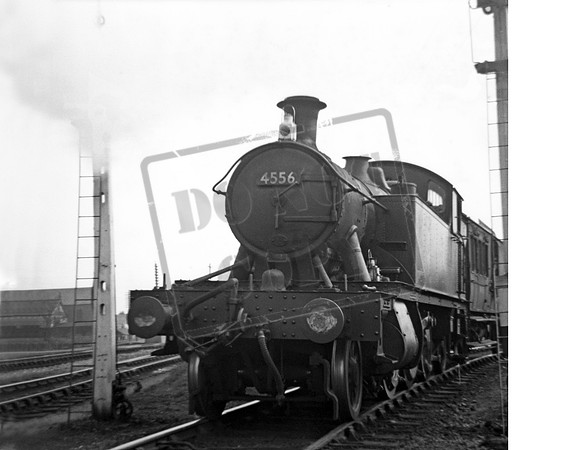 4556 1953-04-11 Whitland