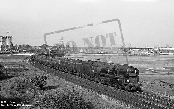 35017 1962-05-31 Redbridge
