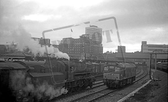 43125 D5177 1967-08-05 Leeds City