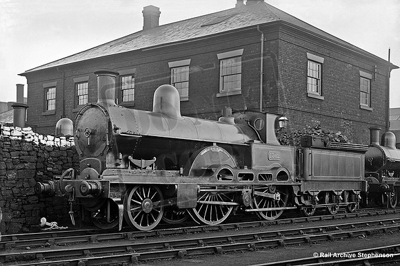 LNWR 1302 1900s Shrewsbury