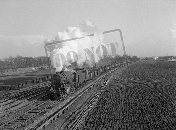 90147 1960s Winwick northbound