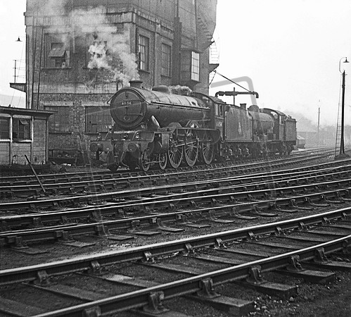 61654 1956-12-08 Southend